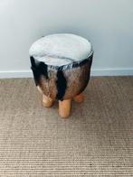 Poef/kruk geitenhuid zgan, Huis en Inrichting, Minder dan 50 cm, Rond, Minder dan 50 cm, Ophalen of Verzenden