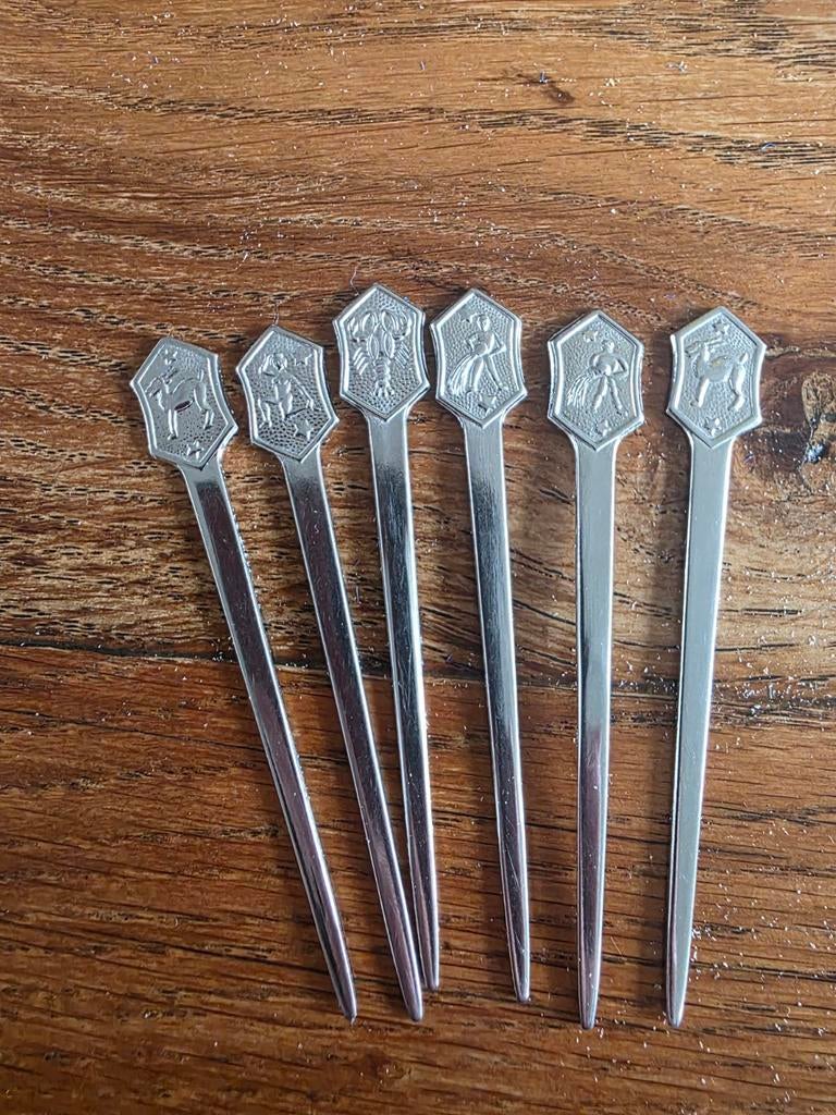 Prikkers voor hapjes. 6 maal, Huis en Inrichting, Keuken | Bestek, Ophalen of Verzenden, Zo goed als nieuw