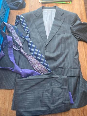 SuitSupply Pak incl Hoes en 3 Stropdassen beschikbaar voor biedingen