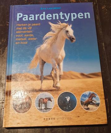 Boek Paardentypen Eric Laarakker beschikbaar voor biedingen