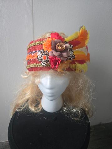 Opgemaakte hoofdband carnaval  beschikbaar voor biedingen