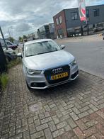 Audi A1 1.4 Tfsi 90KW 2010 Grijs, Auto's, Voorwielaandrijving, Euro 5, A1, Zwart