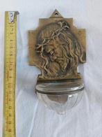 Antiek Wijwaterbakje Jezus Christus, Ophalen