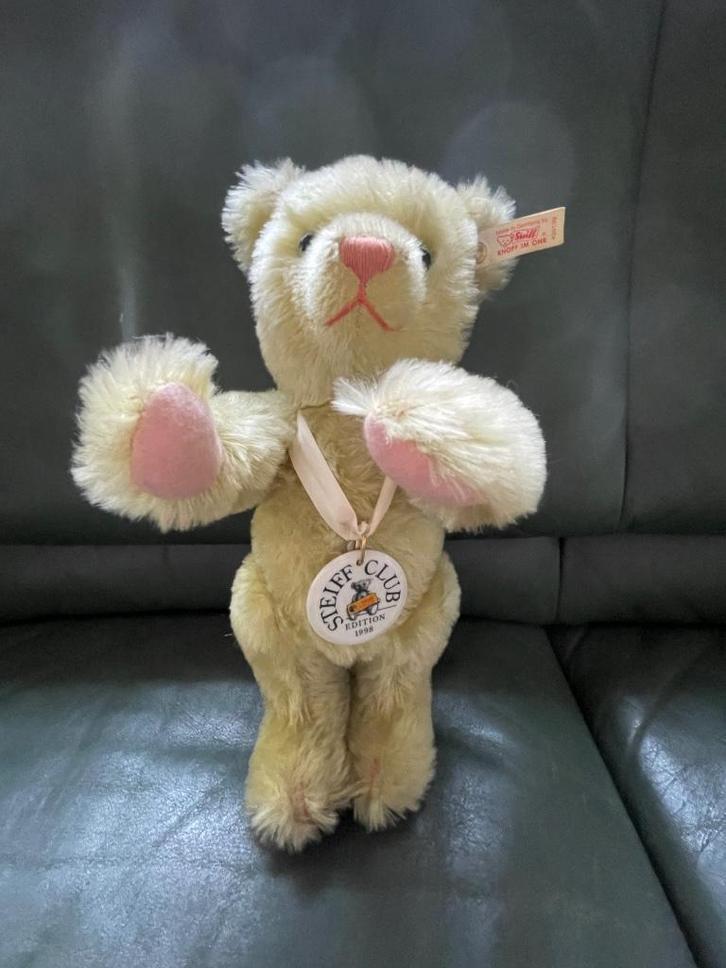 Steiff clubbeer 1998, Ean 420139, Verzamelen, Beren en Cherished Teddies, Zo goed als nieuw, Stoffen beer, Steiff, Ophalen of Verzenden