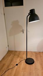 Staande lamp industrieel - donkergrijs, Huis en Inrichting, Lampen | Vloerlampen, Ophalen, Gebruikt, Metaal, 150 tot 200 cm