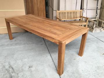 Oud Teak Tuintafel "180x90" beschikbaar voor biedingen