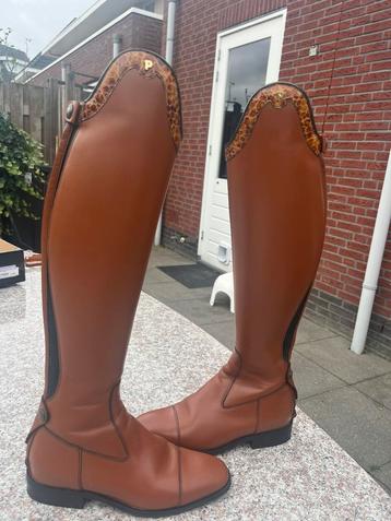Petrie Palermo rijlaarzen cognac beschikbaar voor biedingen
