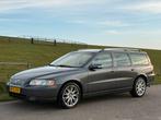 Volvo V70 2.4 D5 185pk Edition sport | xenon | leer | cruise, Auto's, Volvo, Euro 5, 1800 kg, Beige, 179 €/maand