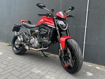Ducati Monster + Ducati monster 937 + plus bj 2021 beschikbaar voor biedingen