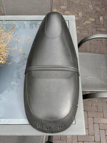 Piaggio zadel skr, sfera, typhoon beschikbaar voor biedingen