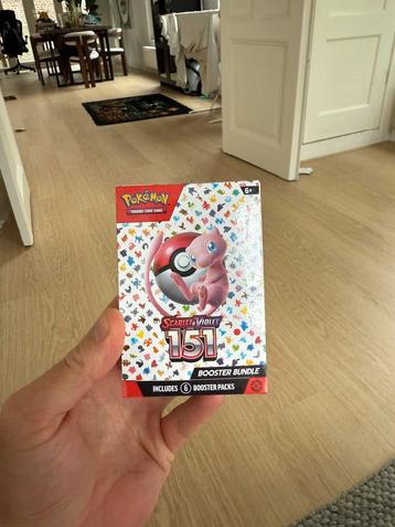 Booster box - 151 scarlet & violet beschikbaar voor biedingen