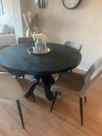 Ronde zwarte mango hout eettafel met 5 stoelen, Huis en Inrichting, Tafels | Eettafels, Ophalen, Gebruikt, 100 tot 150 cm, Vier personen