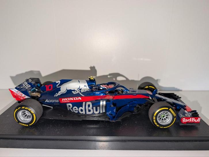TORO ROSSO STR13 1:18 MINICHAMPS #10 PIERRE GASLY, Hobby en Vrije tijd, Modelauto's | 1:18, Zo goed als nieuw, Auto, MiniChamps