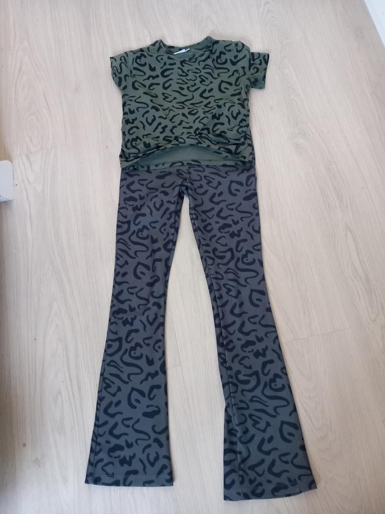 Leuke set - T-shirt en flared broek met print, Meisje, Coolcat, Ophalen of Verzenden, Zo goed als nieuw