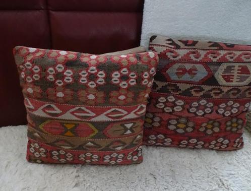 2 ANTIEKE KELIMKUSSENS ETNISCH OOSTERS- TURKIJE, Antiek en Kunst, Curiosa en Brocante, Ophalen of Verzenden