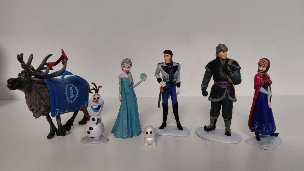 Disney frozen poppetjes, Verzamelen, Poppetjes en Figuurtjes, Ophalen of Verzenden, Zo goed als nieuw