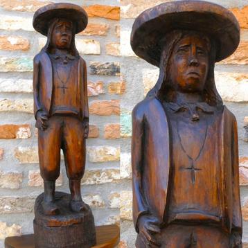 Houten beeld jongeman uit Bretagne ( Bretons) Frankrijk 1870 beschikbaar voor biedingen