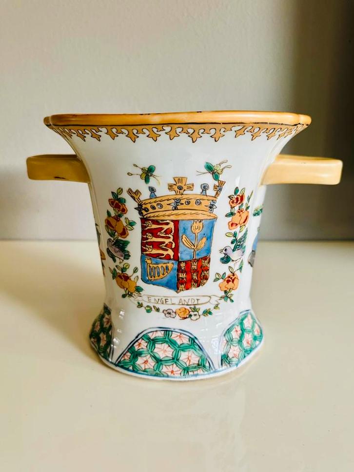 Chinese Armorial porselein wijn pot vaas Yong Sheng Zhi 1900, Antiek en Kunst, Antiek | Porselein, Ophalen of Verzenden