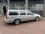Volvo V70 2.4 | Youngtimer | APK 08-2026 | Toponderhoud! Sta, Voorwielaandrijving, 145 pk, Zwart, Leder en Stof