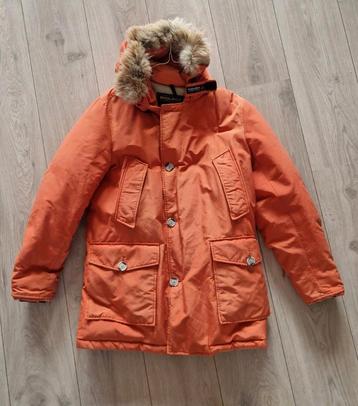 Oranje Woolrich parka winterjas maat medium  beschikbaar voor biedingen