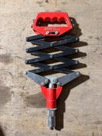 popnageltang / schaarblindklinktang, Doe-het-zelf en Verbouw, Gereedschap | Handgereedschap, Ophalen of Verzenden, Zo goed als nieuw