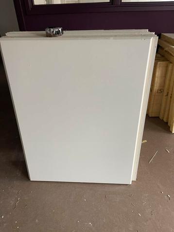 10 MDF platen beschikbaar voor biedingen