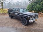 Chevrolet Suburban 1979 5.7l hemi, Auto's, Chevrolet, Achterwielaandrijving, Zwart, Achteruitrijcamera, 2000 kg