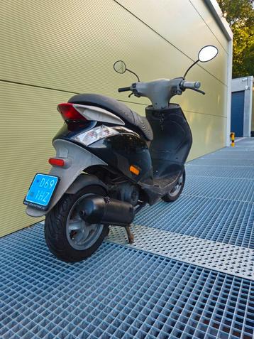 Piaggio Zip c25  beschikbaar voor biedingen