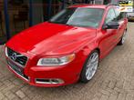 Volvo V70 2.5FT R-Design Automaat 230PK LEER / XENON / PDC /, Auto's, Gebruikt, Zwart, 2521 cc, Onderhoudsboekje