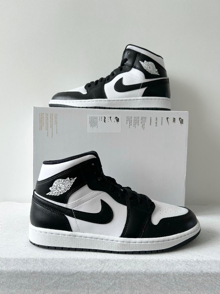 Nike Air Jordan 1 Mid Panda (EU 43 / 44 / 44,5), Kleding | Heren, Schoenen, Zwart, Nieuw, Ophalen of Verzenden, Sneakers of Gympen