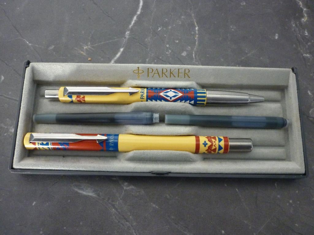 Parker pen en vulpen met inktpatronen / vullingen / penneset, Diversen, Schrijfwaren, Ophalen of Verzenden, Gebruikt