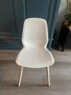 4 eetkamerstoelen, wit met houtkleurige poten, Huis en Inrichting, Ophalen, Kunststof, Gebruikt, Wit