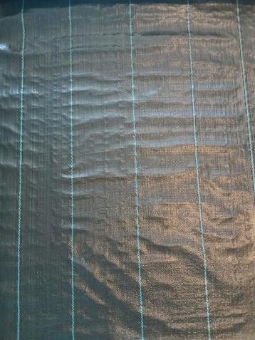 Worteldoek per meter of hele rol beschikbaar voor biedingen