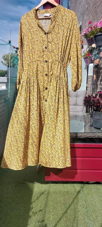 GESTUZ prachtige jurk beschikbaar voor biedingen