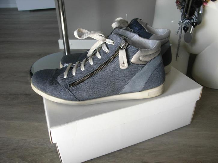 GREENWAY blauw echt leren sneakers/gympen blauw mt 39/40, Kleding | Dames, Schoenen, Zo goed als nieuw, Sneakers of Gympen, Blauw