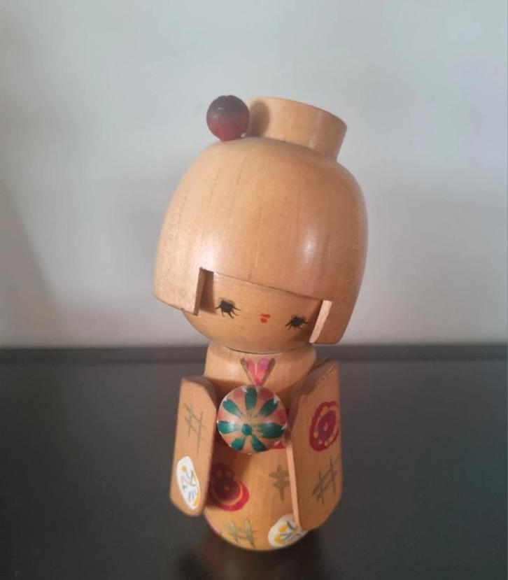 Leuke Sosaku Kokeshi, Antiek en Kunst, Kunst | Niet-Westerse kunst, Verzenden