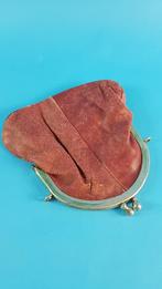 Vintage portemonnee / tasje, bruin leer met knipsluiting 6B6, Tweedehands verkoop, Tweedehands verkoop, Gebruikt, Bruin