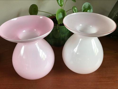 Design vaas Ikea by Barbro Wesslander & Pia Amsell roze 2x!, Huis en Inrichting, Woonaccessoires | Vazen, Zo goed als nieuw, Overige kleuren