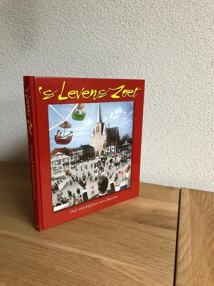’s Levens Zoet Het Marktplein van Deurne HC 2003., Boeken, Kunst en Cultuur | Fotografie en Design, Zo goed als nieuw, Fotografen