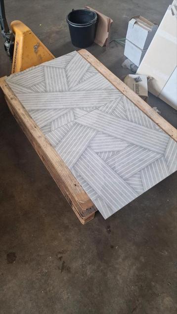 codicer Makai 66x66cm 3,5m2 €20,00 alles   beschikbaar voor biedingen