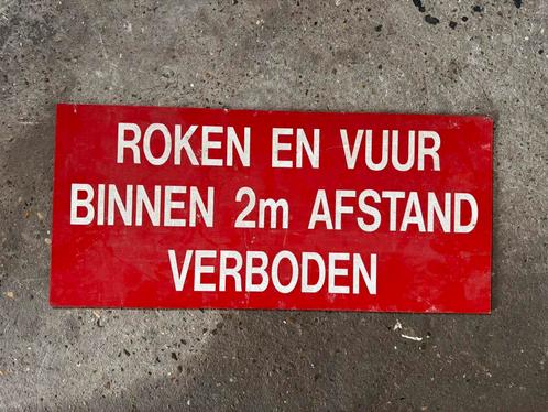 Vintage waarschuwingsbord “Roken en vuur binnen 2m verboden”, Huis en Inrichting, Woonaccessoires | Tekstborden en Spreuken, Gebruikt