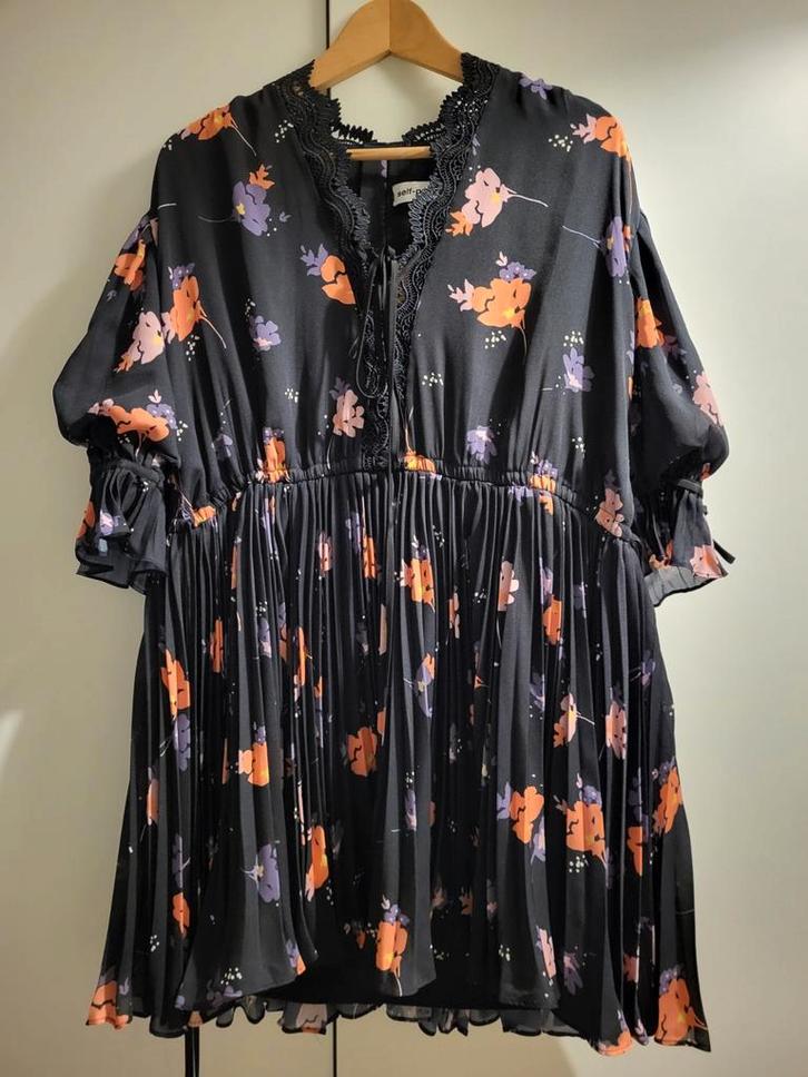 Self Portrait jurk in maat 40/42 NIEUW, Kleding | Dames, Jurken, Nieuw, Maat 38/40 (M), Zwart, Onder de knie, Ophalen of Verzenden