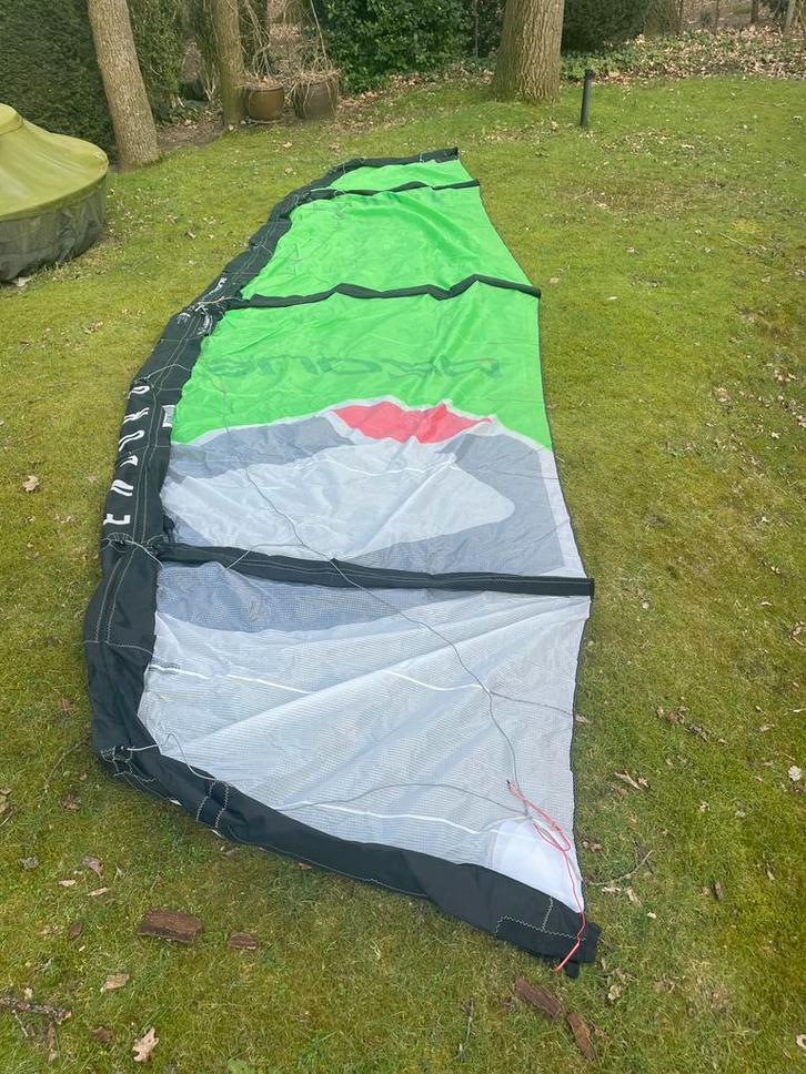 Ozone 2 Enduro kites, 2 Bars, Watersport en Boten, Kitesurfen, Gebruikt, Kitesurf-set, 12 m², Geen board, Ophalen
