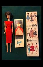 Prachtige vintage barbie - donkerharig bubblecut met doos, Verzamelen, Poppen, Ophalen of Verzenden, Zo goed als nieuw, Pop