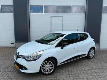 Renault Clio 0.9 TCE 90 5D ECO 2015 Wit beschikbaar voor biedingen