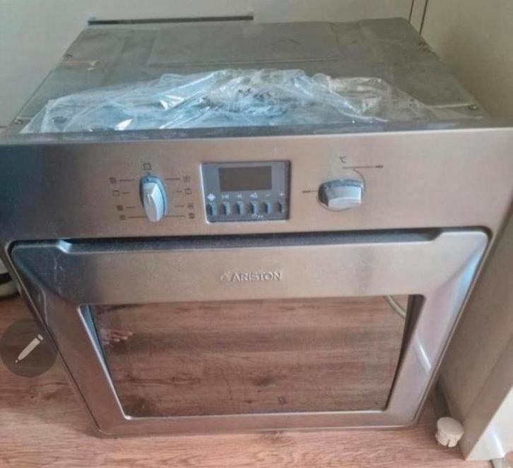 Ariston Oven - Gebruikt, Witgoed en Apparatuur, Ovens, Gebruikt, Inbouw, Oven, 45 tot 60 cm, 45 tot 60 cm, Ophalen of Verzenden