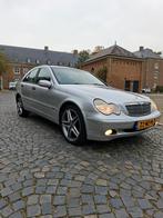 Mercedes-Benz C-Klasse 1.8 C180 Kompr Sedan AUT 2004 Grijs, Automaat, 74 €/maand, 1796 cc, Origineel Nederlands
