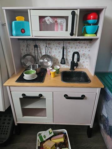 Ikea Speelkeuken met Accessoires beschikbaar voor biedingen