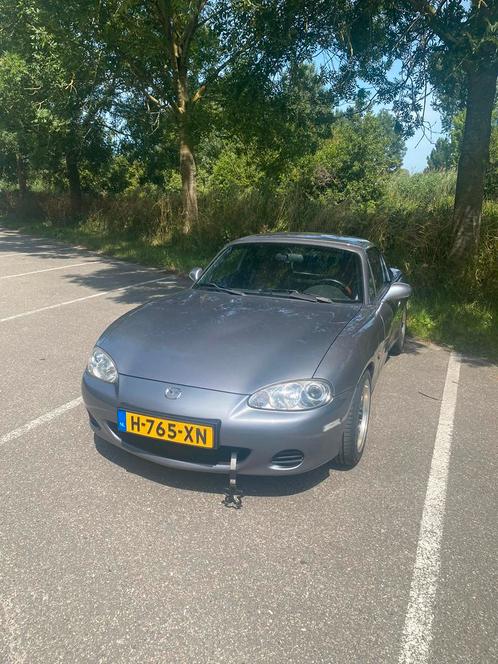 Mazda mx-5 nb 2002 Grijs 1.6 135.750 km, Auto's, Mazda, Particulier, MX-5, Apple Carplay, Bluetooth, Open dak, Radio, Stoelverwarming