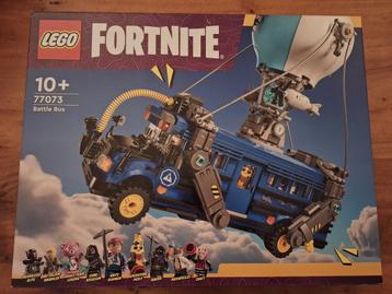 LEGO Fortnite Battle Bus (77073)!  beschikbaar voor biedingen